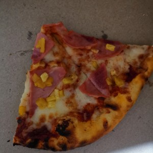 Pizza Hawaiana