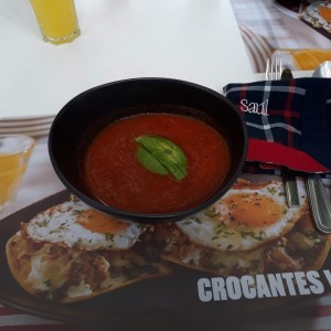sopa tomate