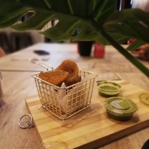 tostones