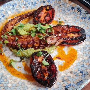 Entrada: pulpo asado