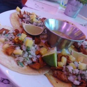 tacos al pastor