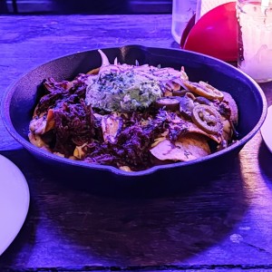 nachos de birria