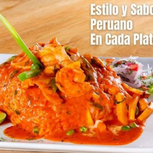 Arroz con mariscos arrizotado flambeados con pisco acholado... Jugosito.... 
