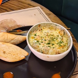 lasagna de pollo y tocino
