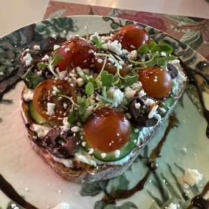Toast La Rosa Griega