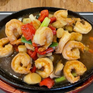 Camarones en Plancha Caliente
