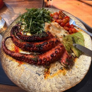 Medio Pulpo
