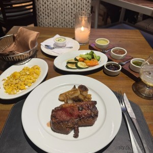 Puyase vegetelas y maiz salteados 