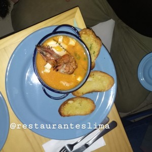Platos Fuertes - Chupe de Camarones