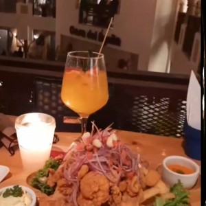 ceviche y ensalada