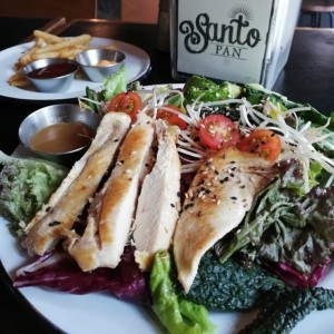 Ensalada de pollo y aguacate
