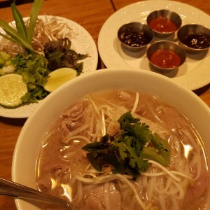 Principales - Lunes de Pho
