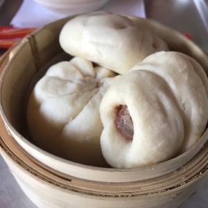 bao de longaniza china y de pollo teriyaki