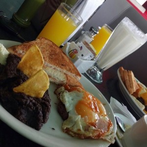 Desayuno