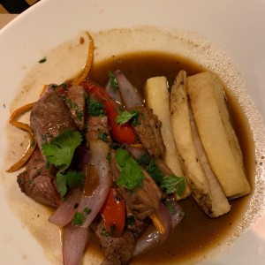 Lomo Saltado