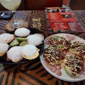 Tostadas Wan Tan de Pulpo
