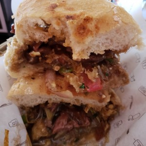 sandwich de lomo saltado