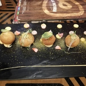 Entradas Calientes - Croquetas de Papa