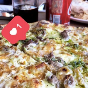 Pizza con carne
