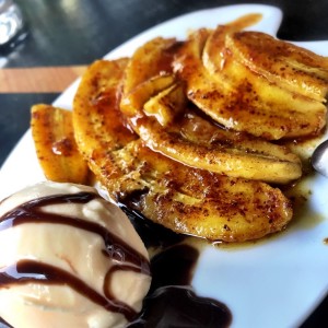 Postre bananos flameados al tequila