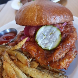 Carolina chicken sandwich 