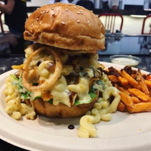 Mac & Cheese burger