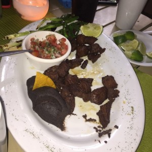 entrada: chicharron de puyazo