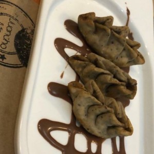 Dumplings de Banano y Nuez