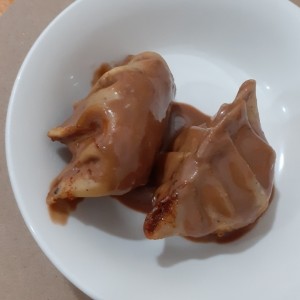 Dumplings de Banano y Nuez