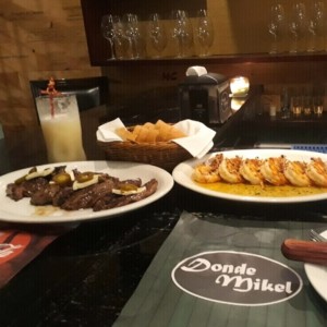 Arrachera y camarones