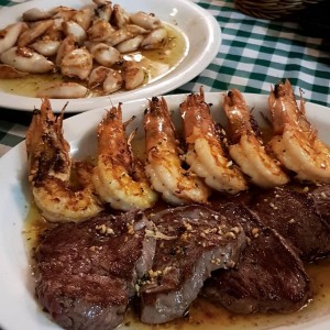 mar y tierra + calamares