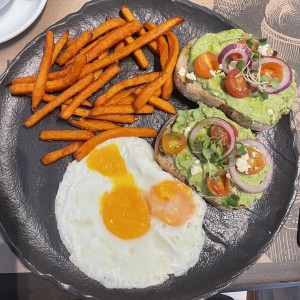 avocado toast 