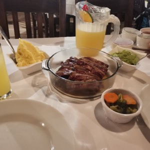 Parrillada de lomito y puyazo 
