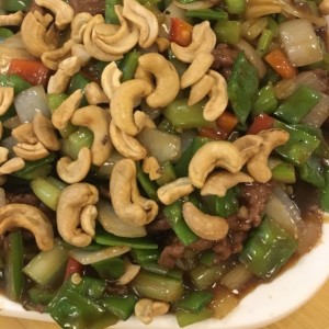 Lomito Frito con Semilla de Marañón