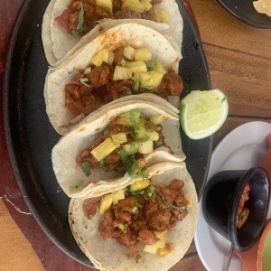 Tacos al pastor