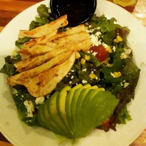 ensalada de pechuga grilled