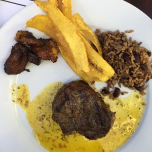 Lomito corte grueso en salsa Presidente