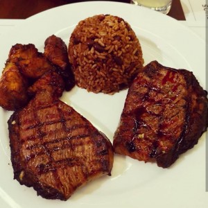 Puyazo - Salsa Steak Presidente