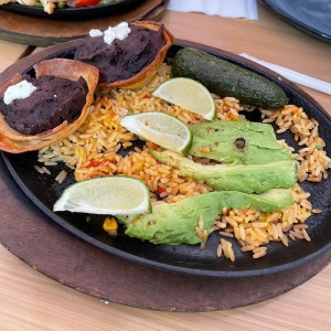Arroz con aguacate 