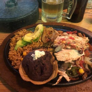 GRILL - Sizzling Fajitas Pollo