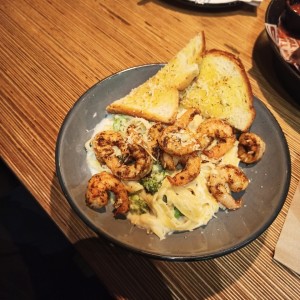 PASTAS - Shrimp Alfredo Pasta