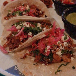 tacos de cochinita 