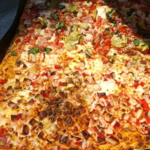 un metro de pizza