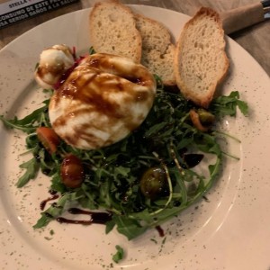 Entradas - Fresh Burrata