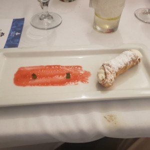 Postres - Canollo Siciliano