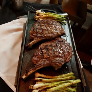 Ribeye Tomahawk