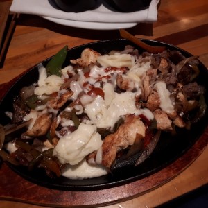 MAIN PLATTERS - TEX MEX FAJITAS