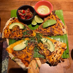 Quesadilla de birria.