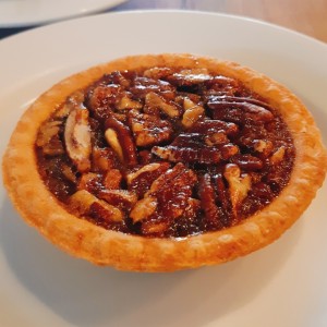 Tartaleta de Pecanas + Bebida