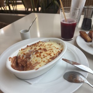 Enchiladas enfrijoladas
